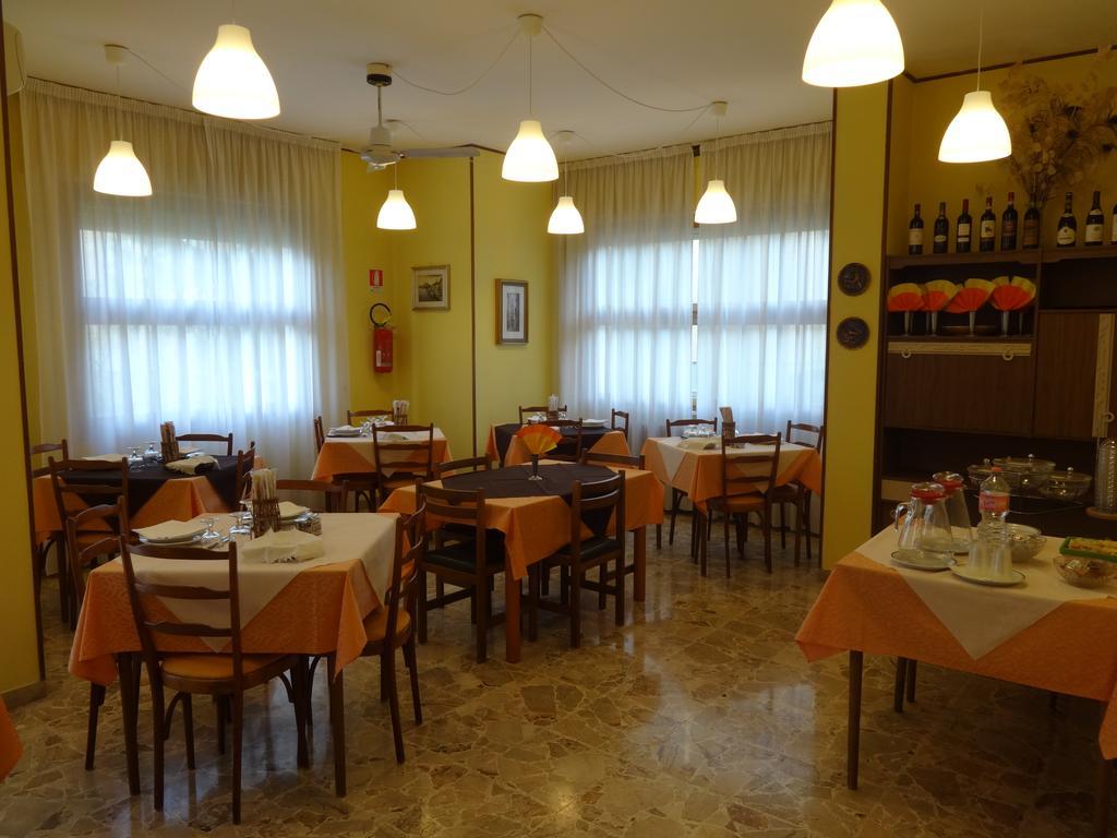 Hotel Saturno Chianciano Terme Exterior foto