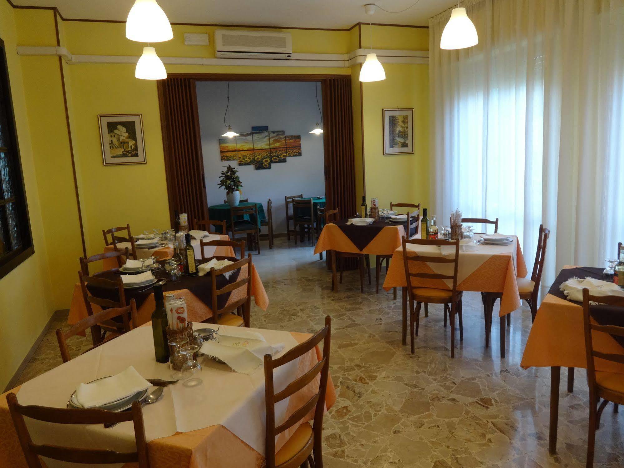 Hotel Saturno Chianciano Terme Exterior foto